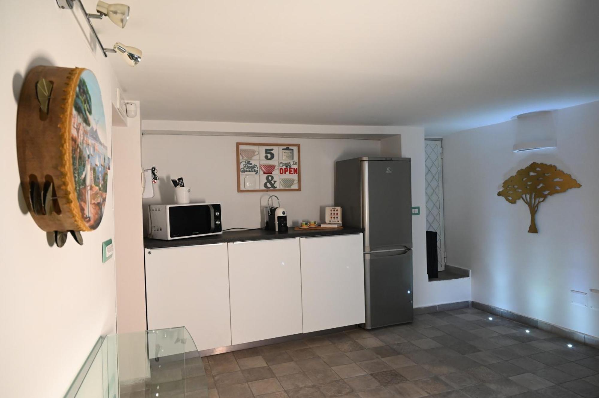 Appartamento Il Rifugio Di Beppe Napoli Esterno foto